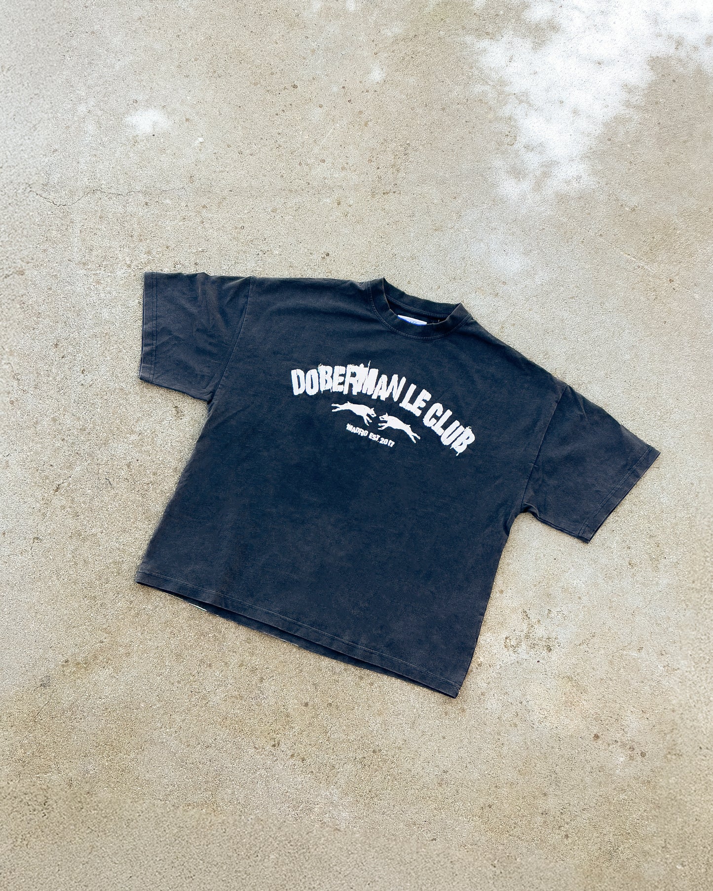 Le Club Tee